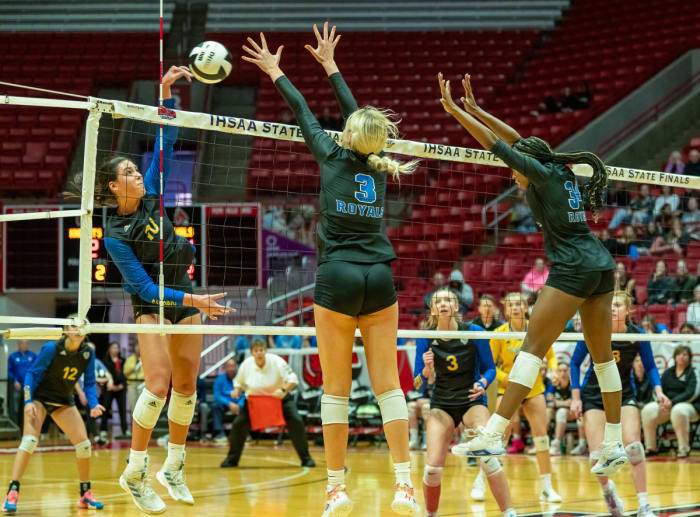 Hamilton Southeastern Castle Illinois girls volleyball 11-4-23 Julie L Brown 24075